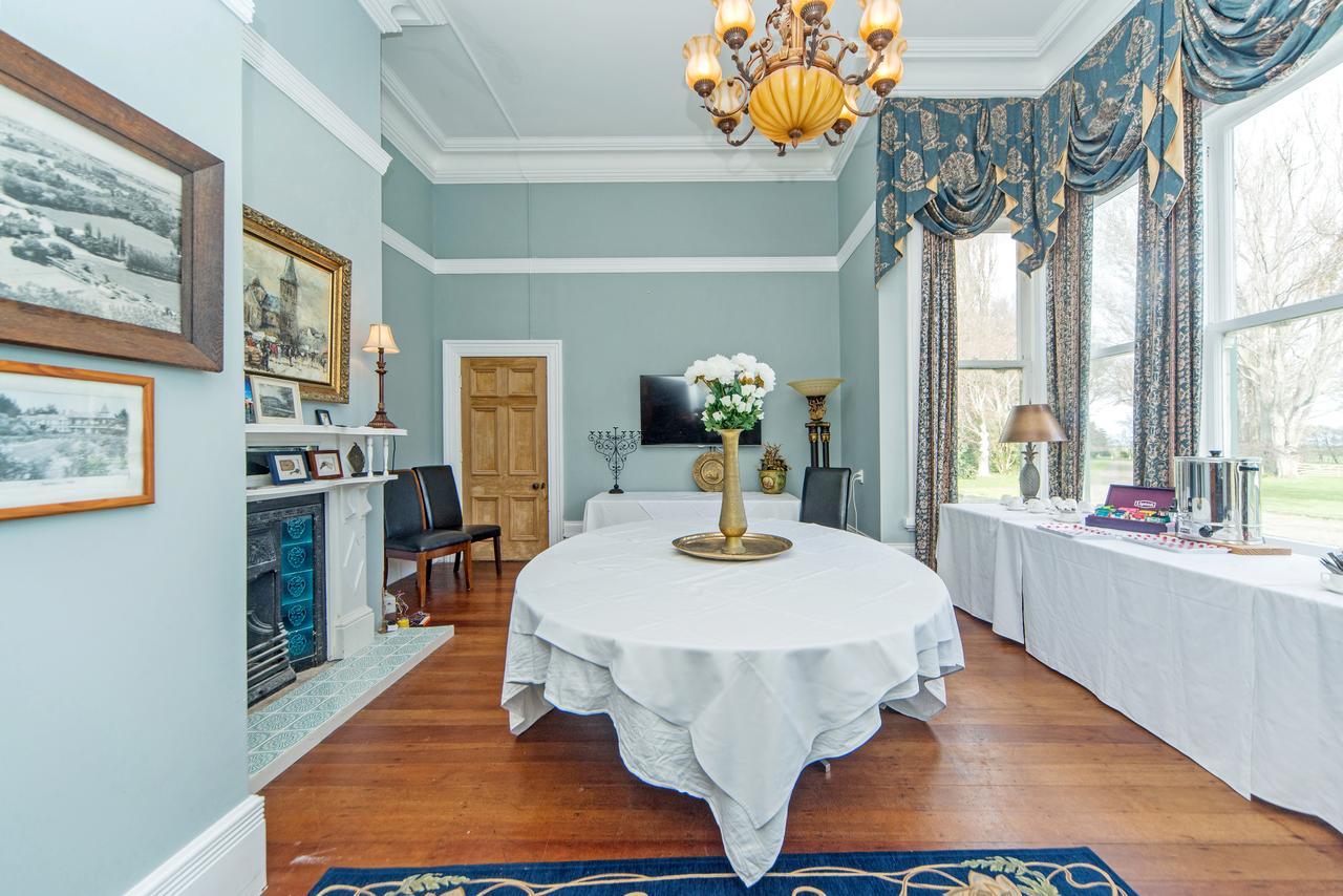 ホテルHighden Manor Estate パーマストンノース エクステリア 写真
