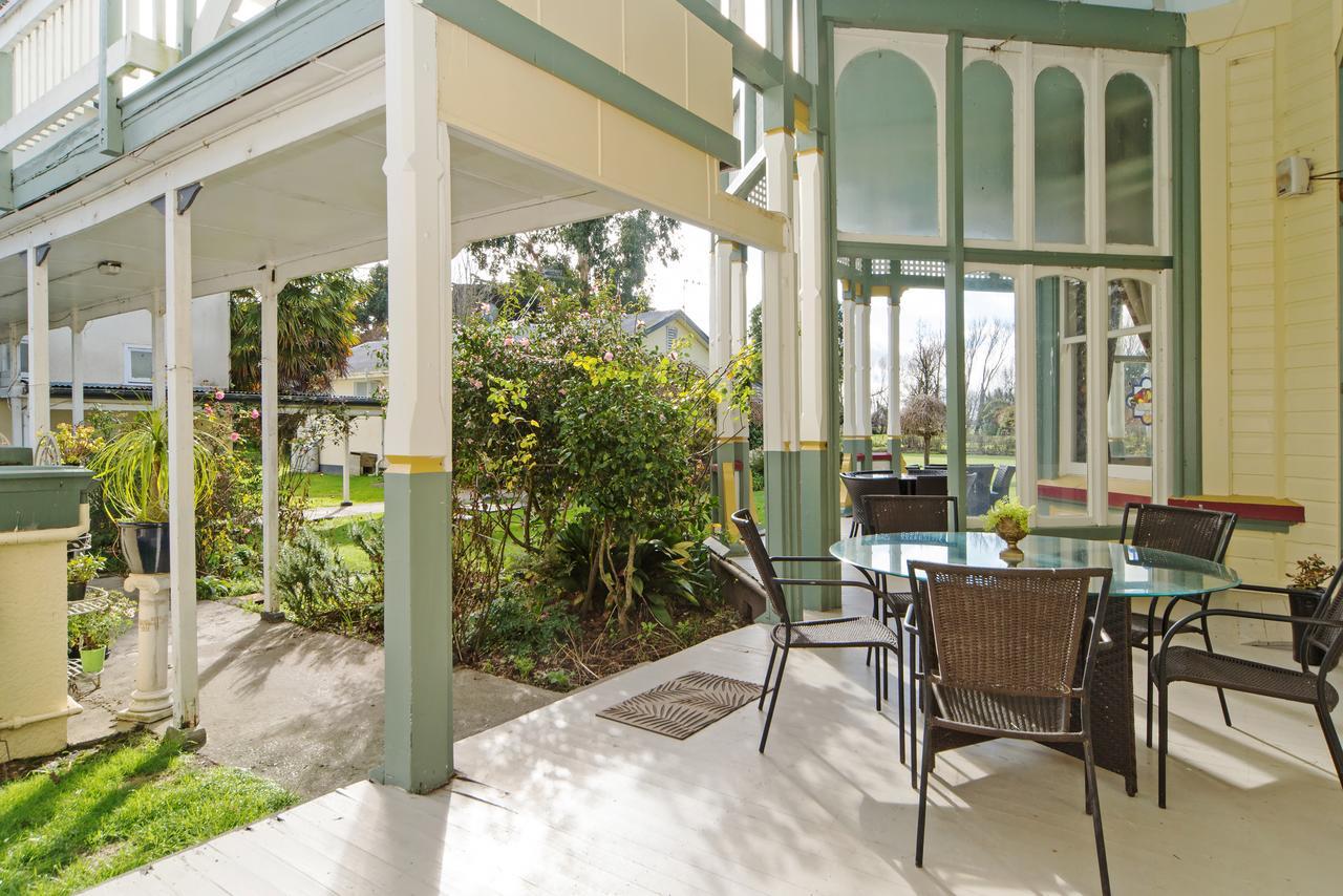 ホテルHighden Manor Estate パーマストンノース エクステリア 写真