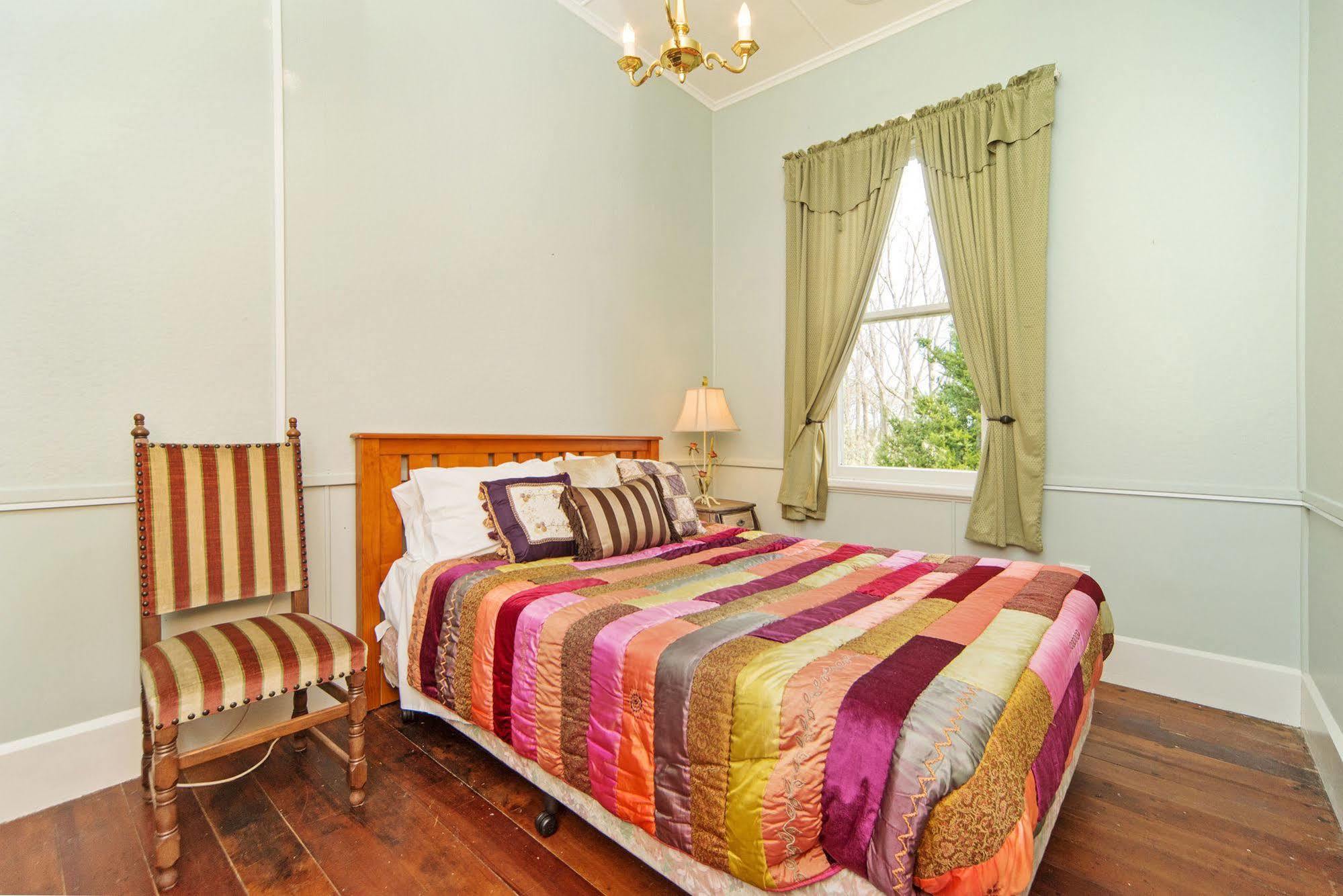 ホテルHighden Manor Estate パーマストンノース エクステリア 写真