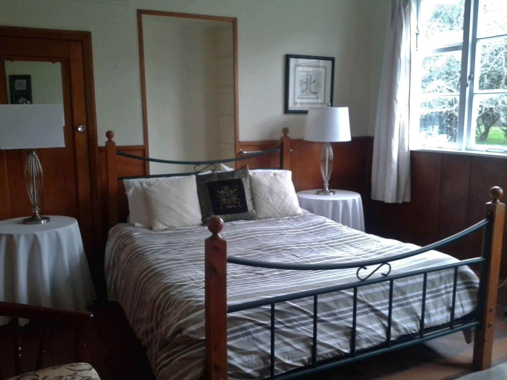 ホテルHighden Manor Estate パーマストンノース エクステリア 写真